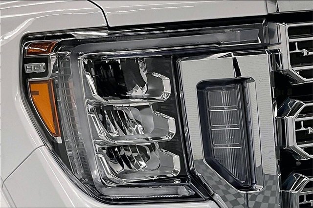 Used 2022 GMC Sierra 3500 Denali w/ Denali Ultimate Package image 31
