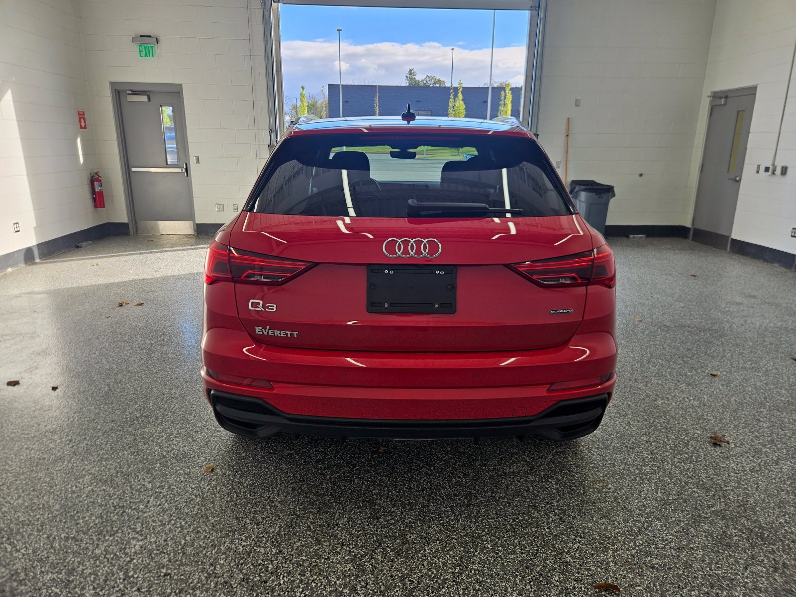 Used 2025 Audi Q3 2.0T Premium AWD/4WD image 4