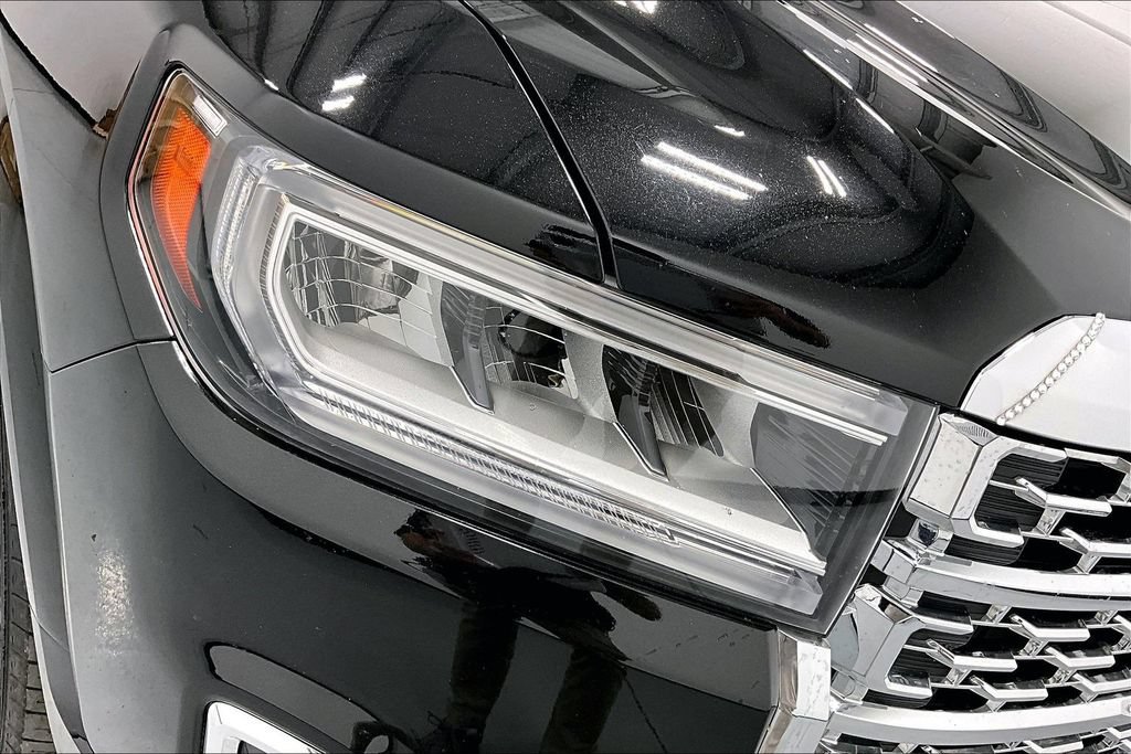 Used 2022 GMC Acadia Denali w/ Denali Ultimate Package FWD image 37
