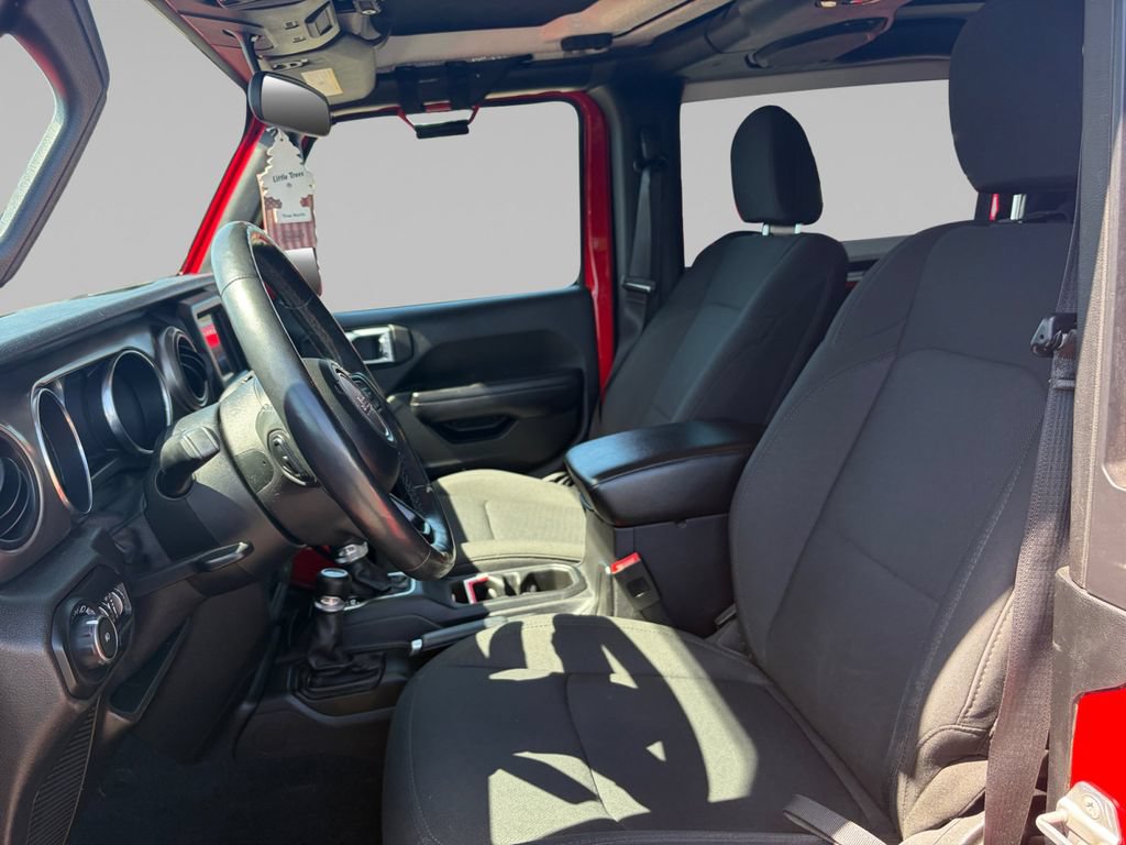 Used 2019 Jeep Wrangler Sport AWD/4WD image 10