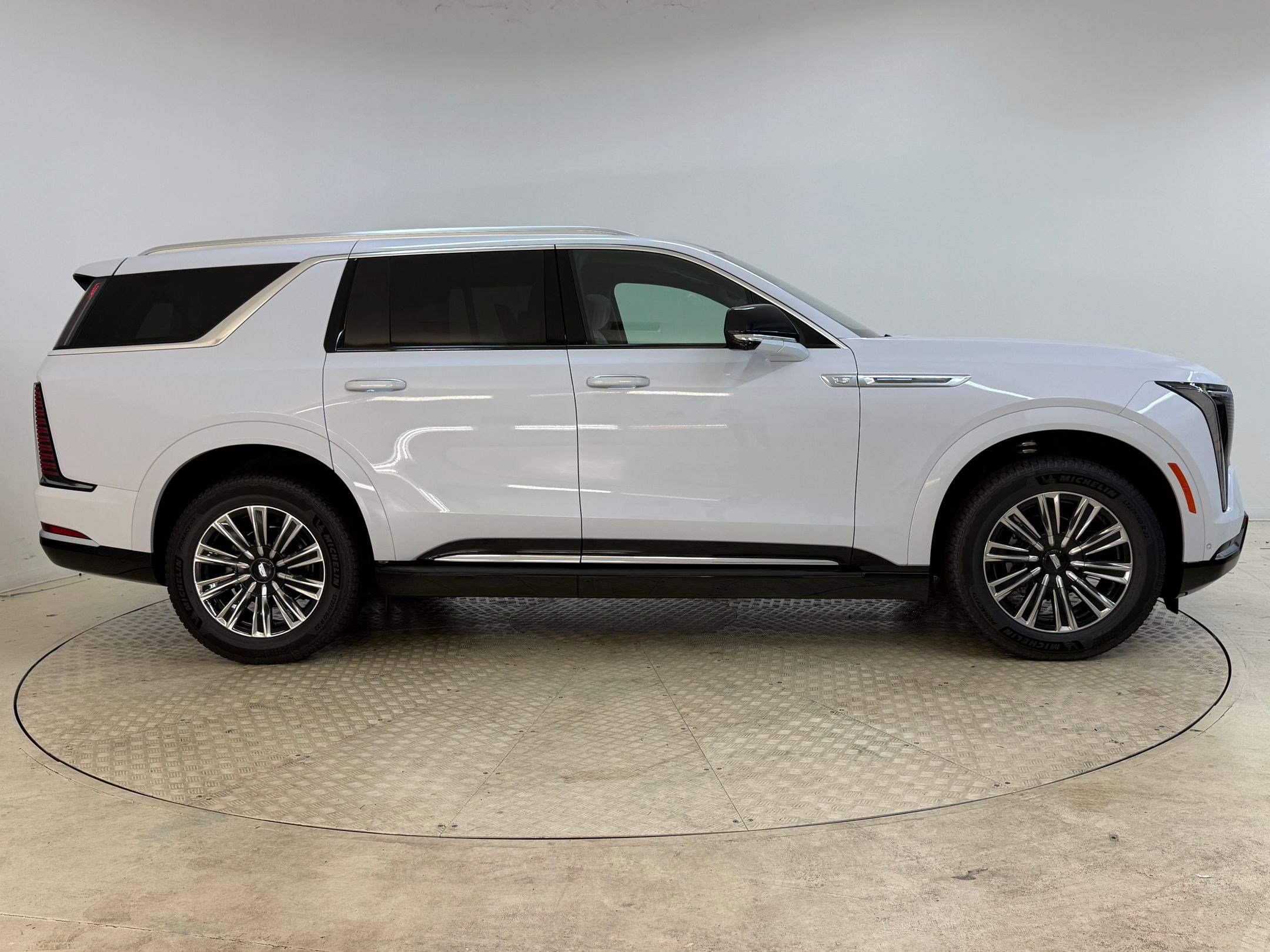 New 2026 Cadillac Escalade IQL Luxury image 8