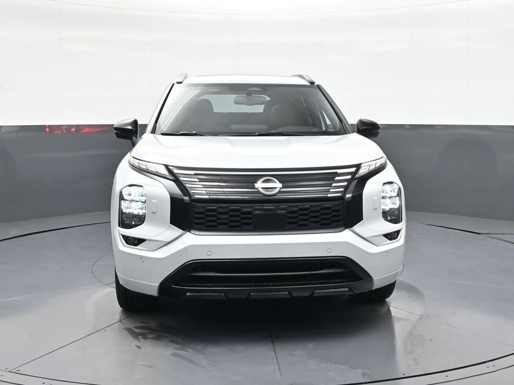 New 2026 Nissan Rogue Platinum AWD/4WD image 2