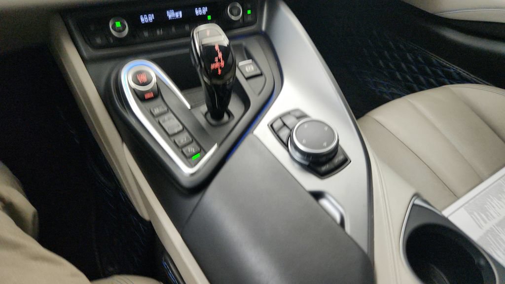 Used 2015 BMW i8 AWD/4WD image 45