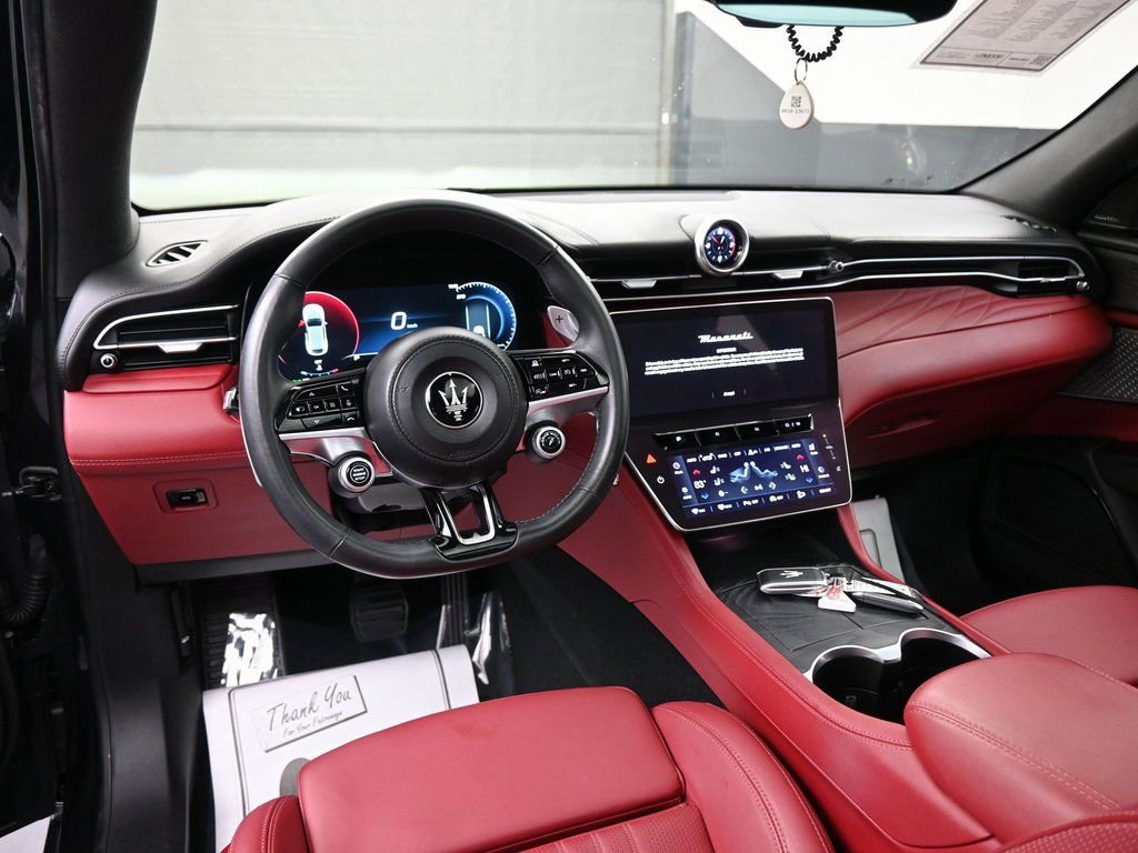 Used 2023 Maserati Grecale Modena image 10