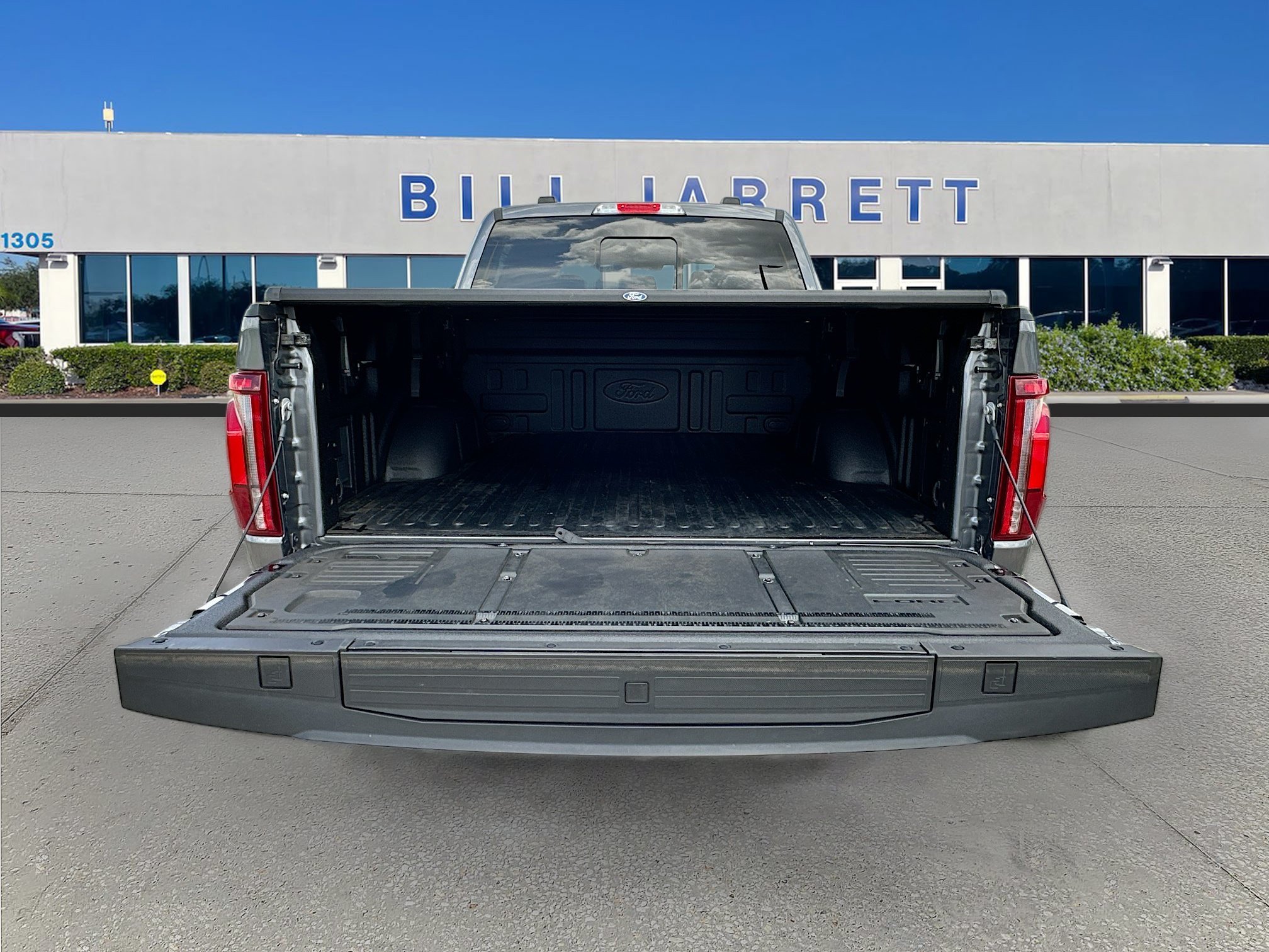 Certified 2024 Ford F150 Lariat w/ Equipment Group 502A High AWD/4WD image 26