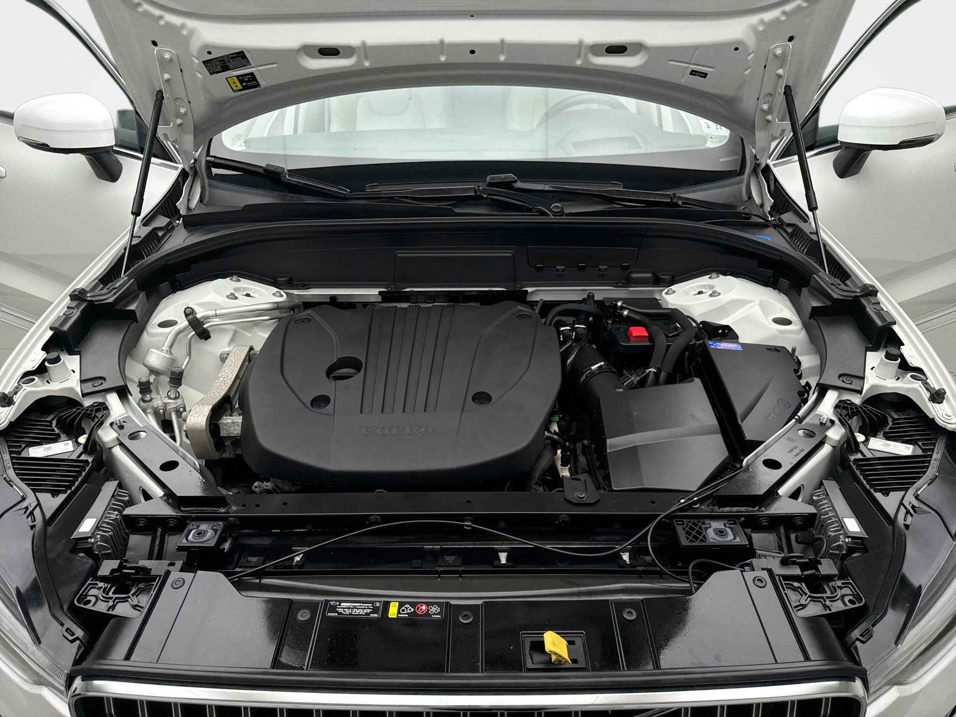 Used 2022 Volvo XC60 B5 Inscription w/ Advanced Package AWD/4WD image 29