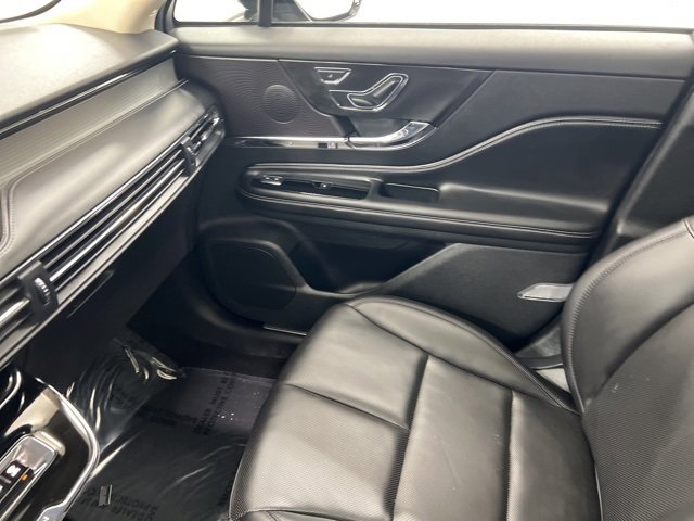 Used 2024 Lincoln Corsair AWD w/ Equipment Group 101A image 20