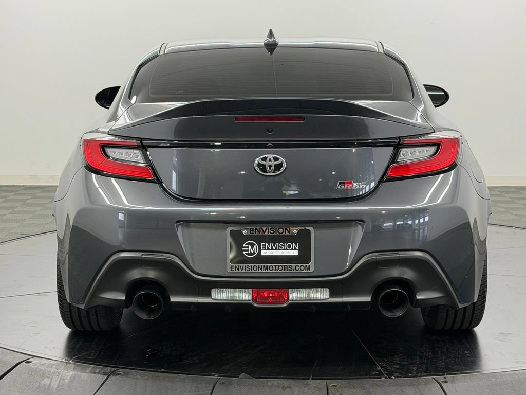 Used 2025 Toyota GR86 Premium w/ ALL Weather Mat Package (TMS) RWD image 11
