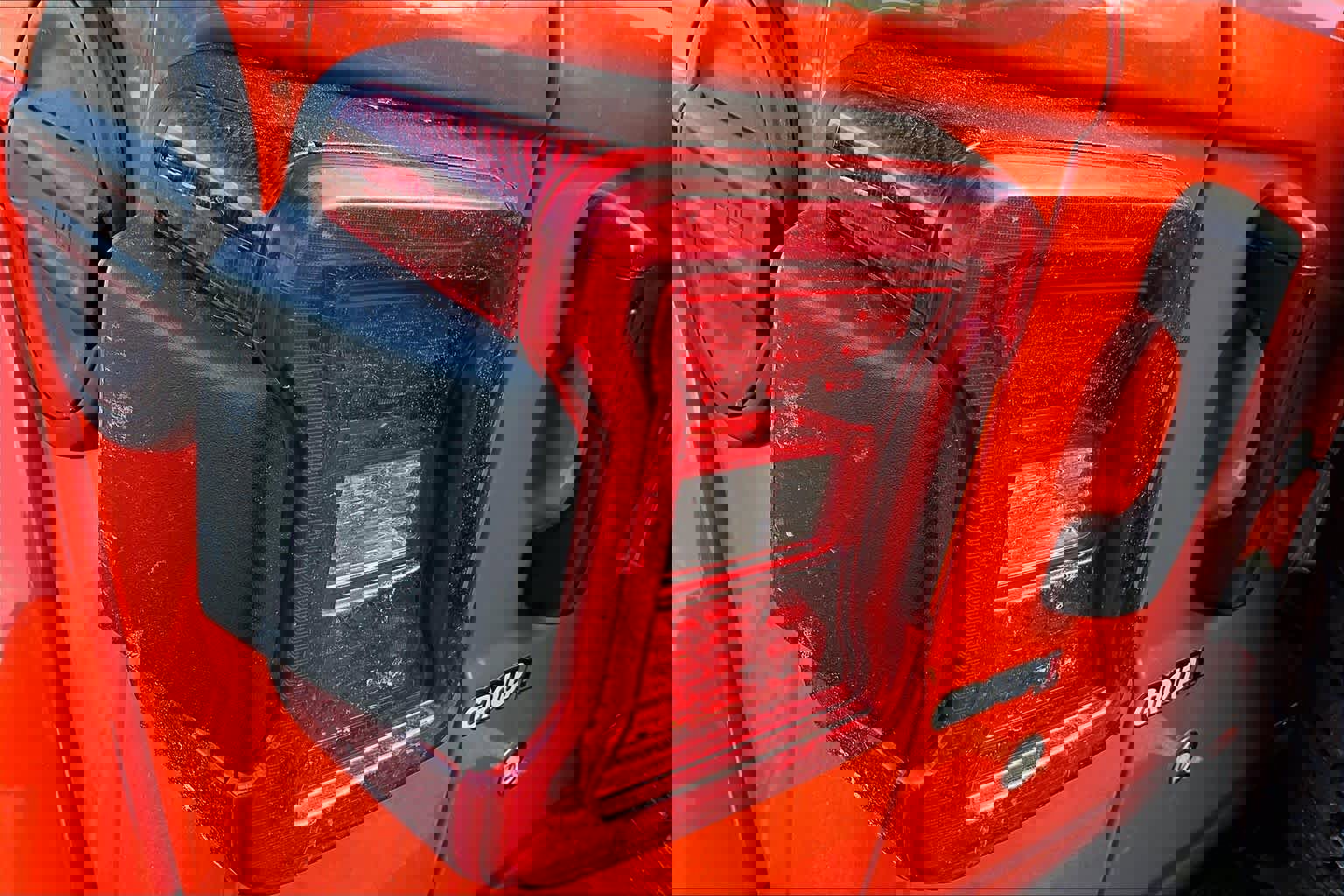 Used 2018 Jeep Wrangler Unlimited Sahara image 28