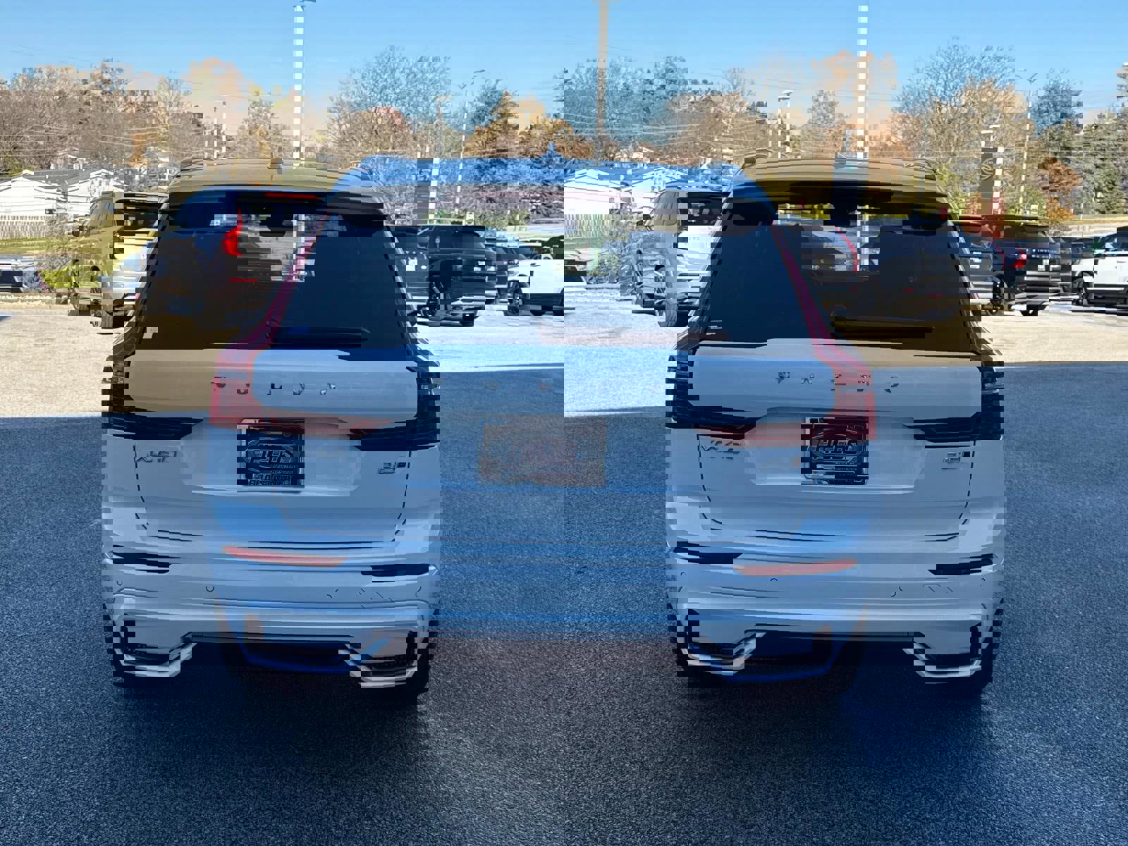 Certified 2025 Volvo XC60 B5 Plus image 6