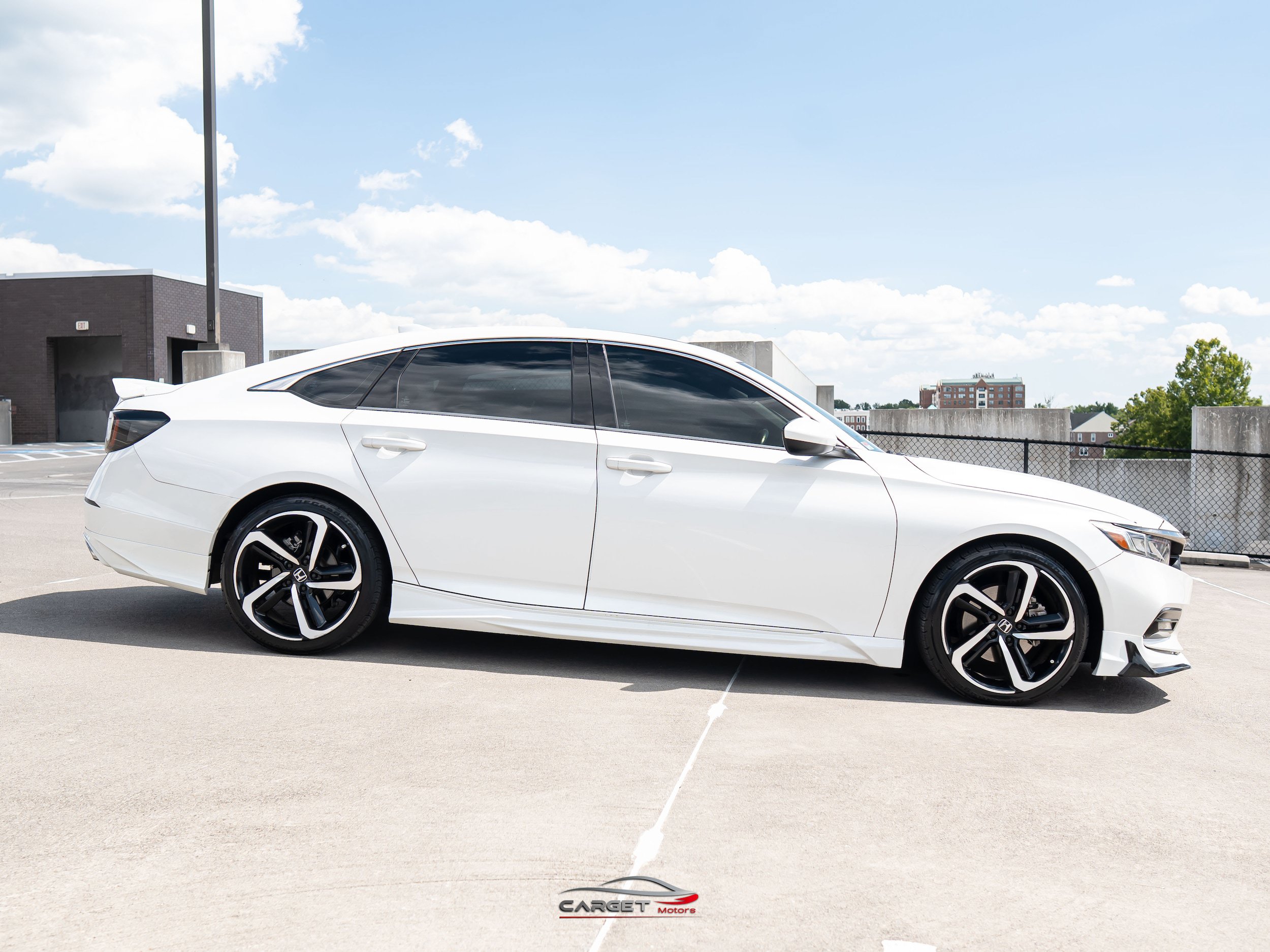 Used 2018 Honda Accord Sport image 8
