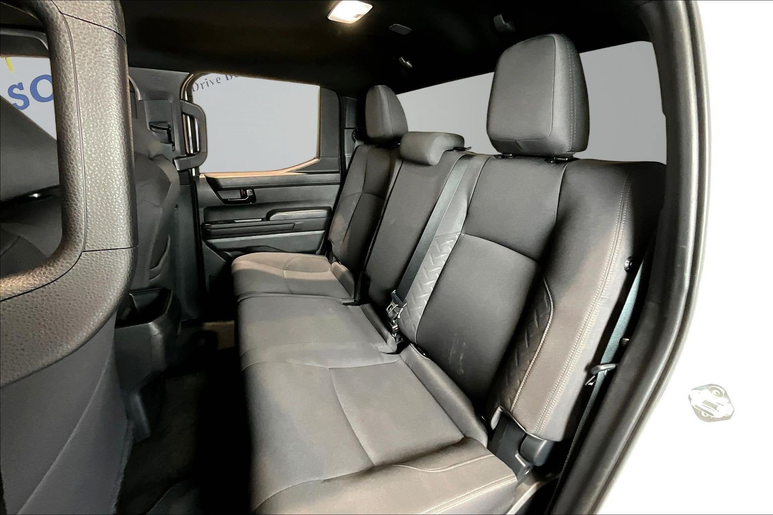 Used 2025 Toyota Tacoma SR5 AWD/4WD image 24