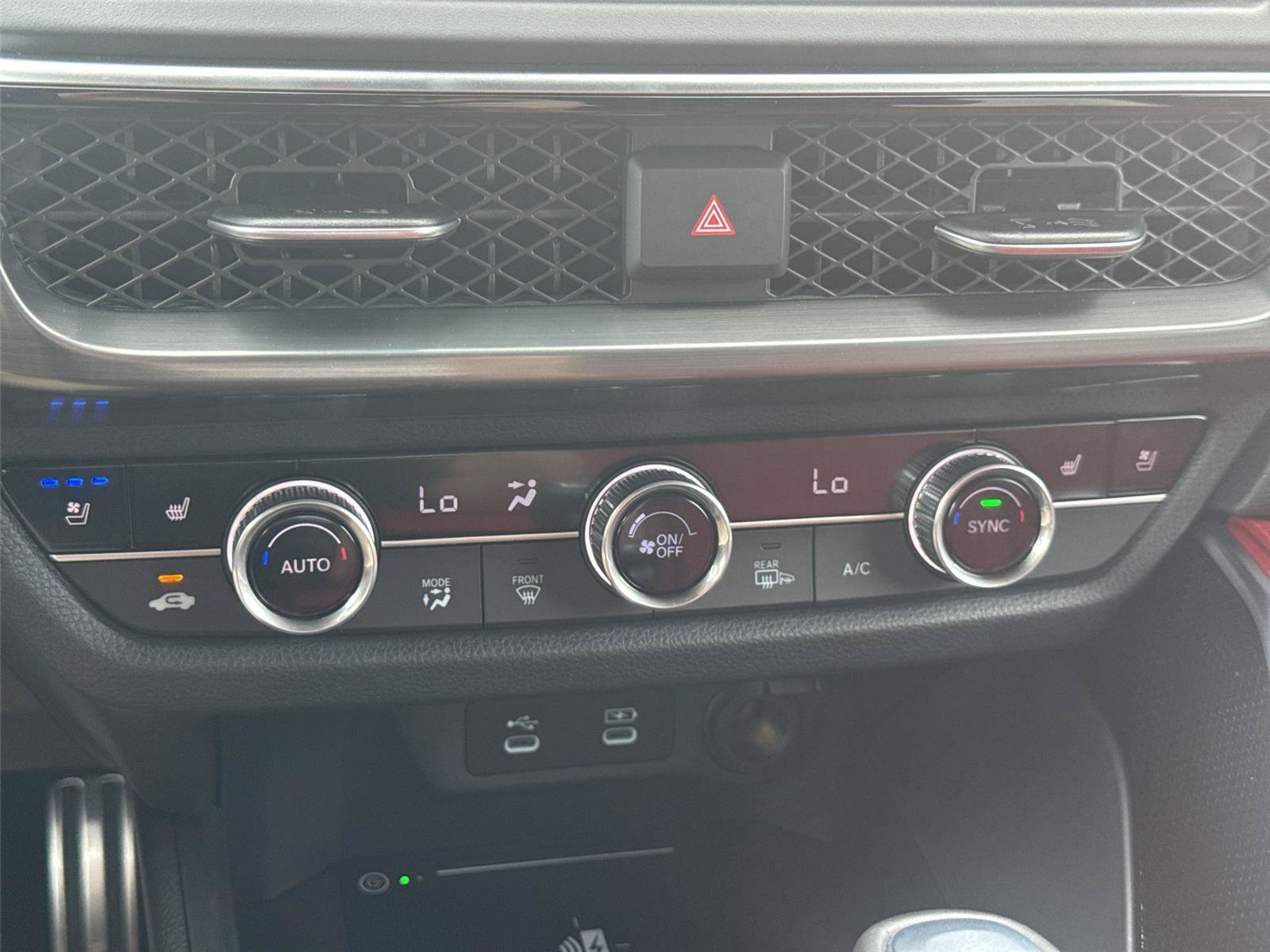 Certified 2025 Acura ADX A-Spec AWD/4WD image 17