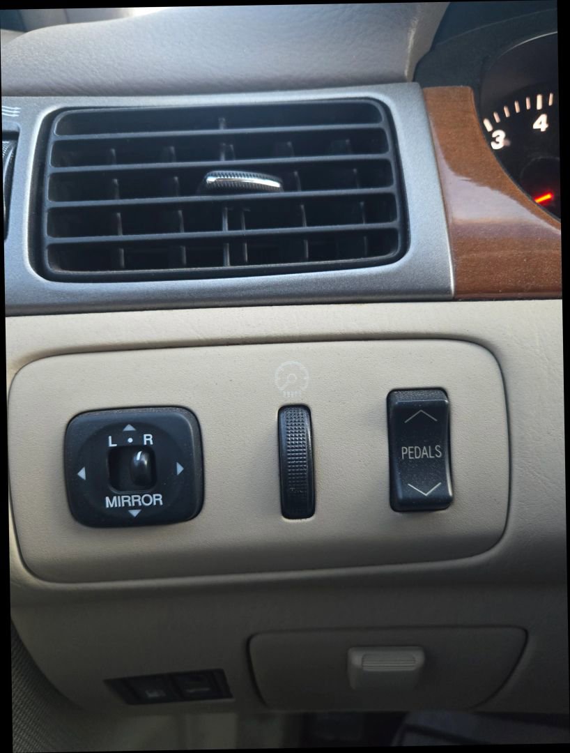 Used 2005 Lexus ES 330 FWD image 26