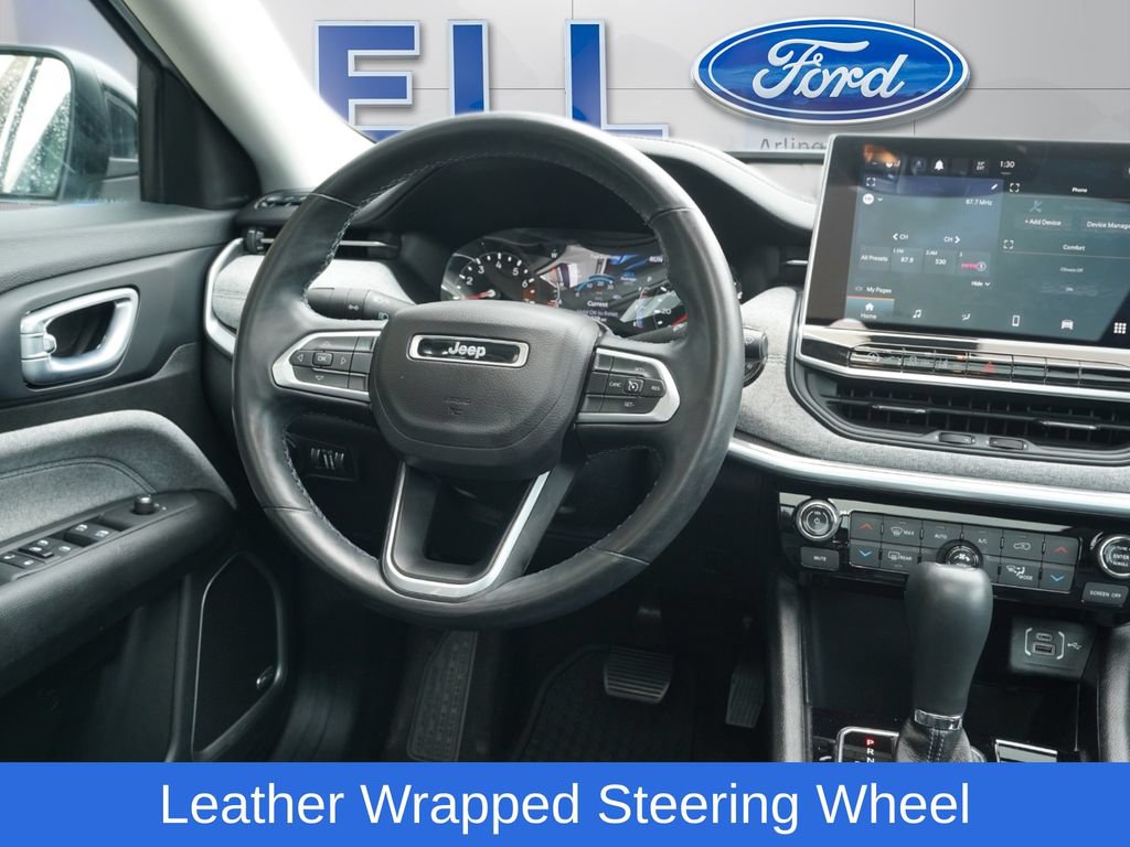Used 2022 Jeep Compass Latitude w/ Sun and Sound Group AWD/4WD image 19