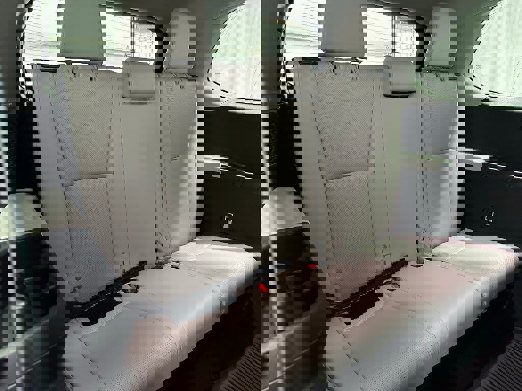 Used 2025 Toyota Grand Highlander AWD image 62