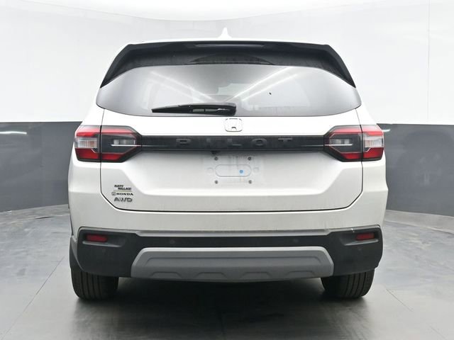 Used 2025 Honda Pilot EX-L image 13