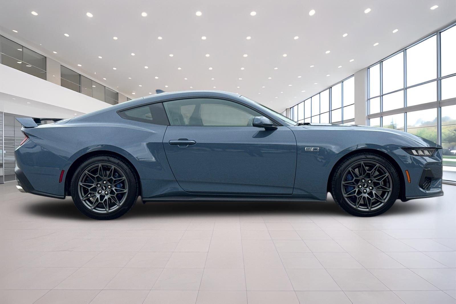 Used 2025 Ford Mustang GT Premium w/ GT Performance Package RWD image 3