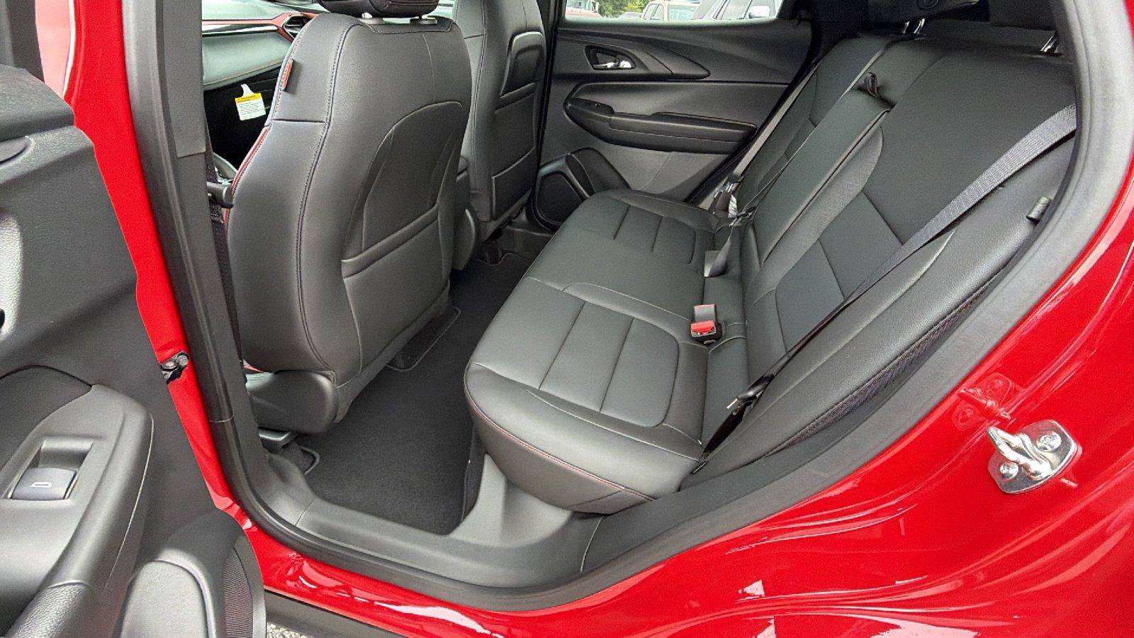 New 2026 Chevrolet TrailBlazer RS w/ Convenience Package FWD image 18