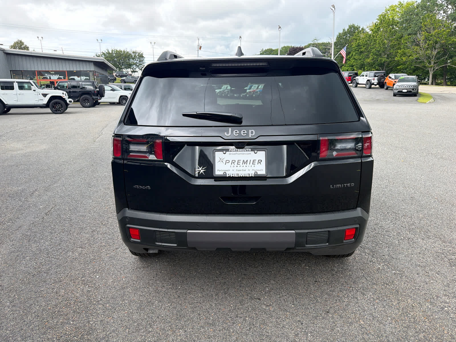 New 2026 Jeep Cherokee Limited AWD/4WD image 7