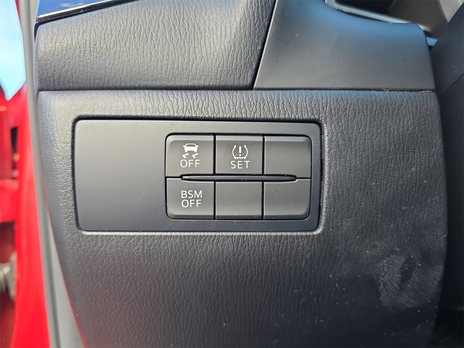 Used 2016 MAZDA MAZDA3 i Touring w/ Popular Equipment Package image 22