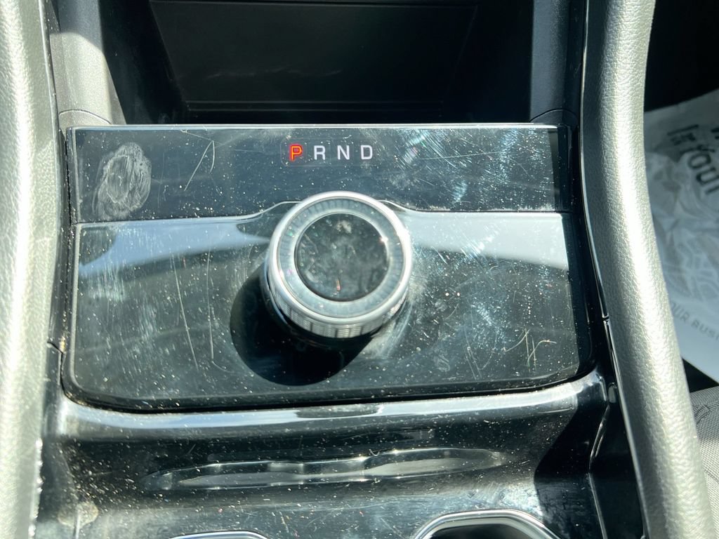 Used 2023 Jeep Grand Cherokee L Laredo RWD image 19
