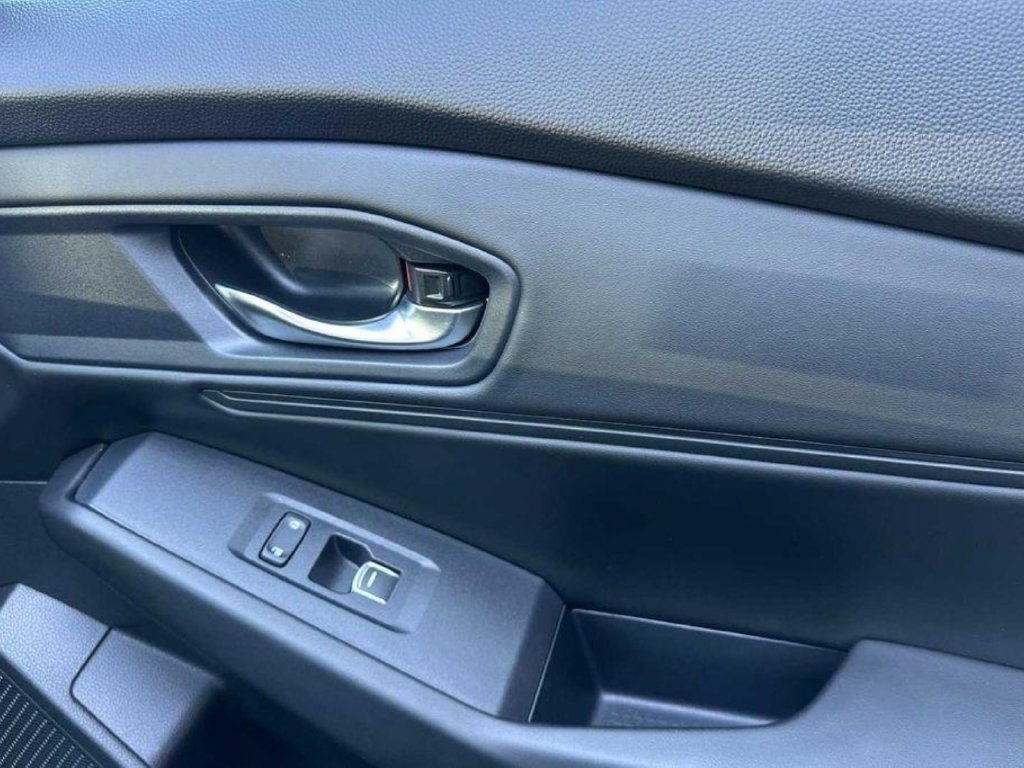 Used 2023 Honda Accord EX image 18