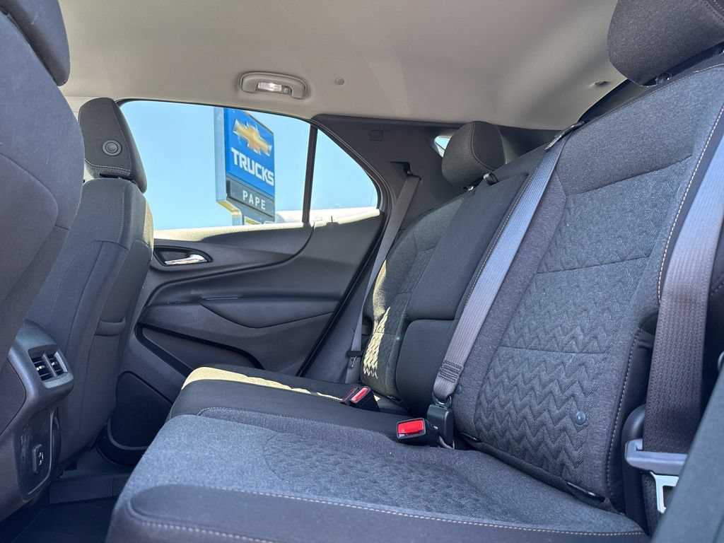 Used 2024 Chevrolet Equinox LT AWD/4WD image 15