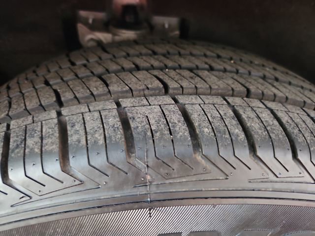 Used 2023 Ford Edge SEL image 15