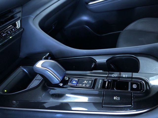 Certified 2025 Toyota Crown XLE AWD/4WD image 29