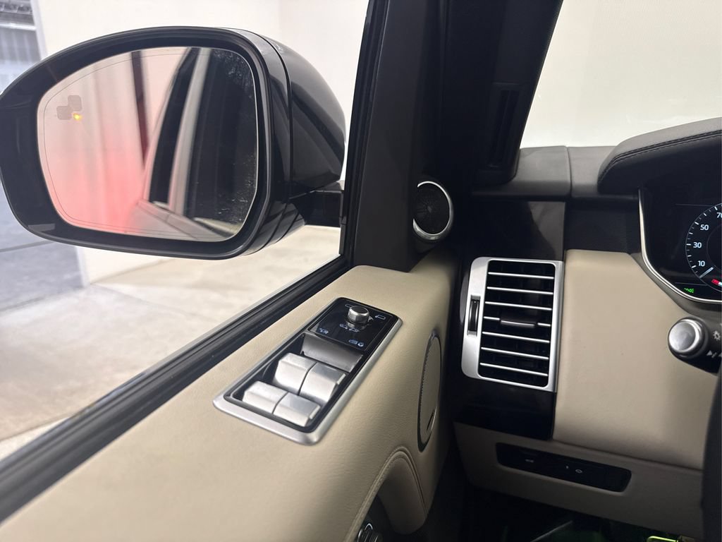 Used 2022 Land Rover Range Rover P525 Westminster Edition AWD/4WD image 34
