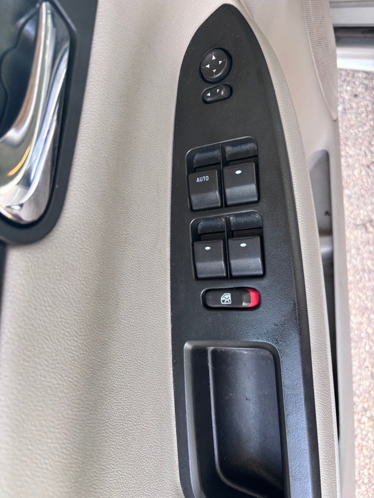 Used 2012 Chevrolet Impala LS image 16