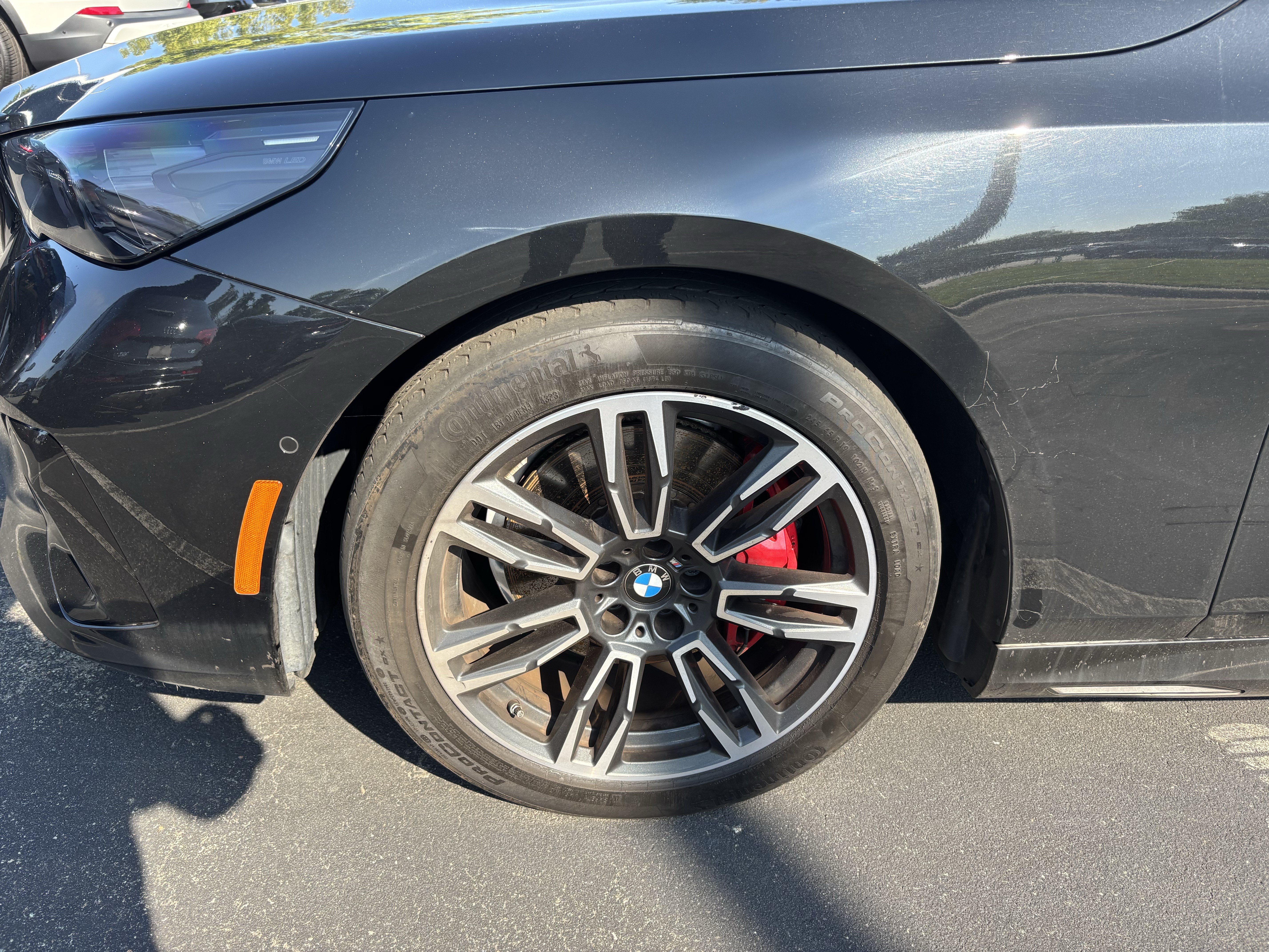 Certified 2024 BMW 530i xDrive w/ M Sport Package AWD/4WD image 13