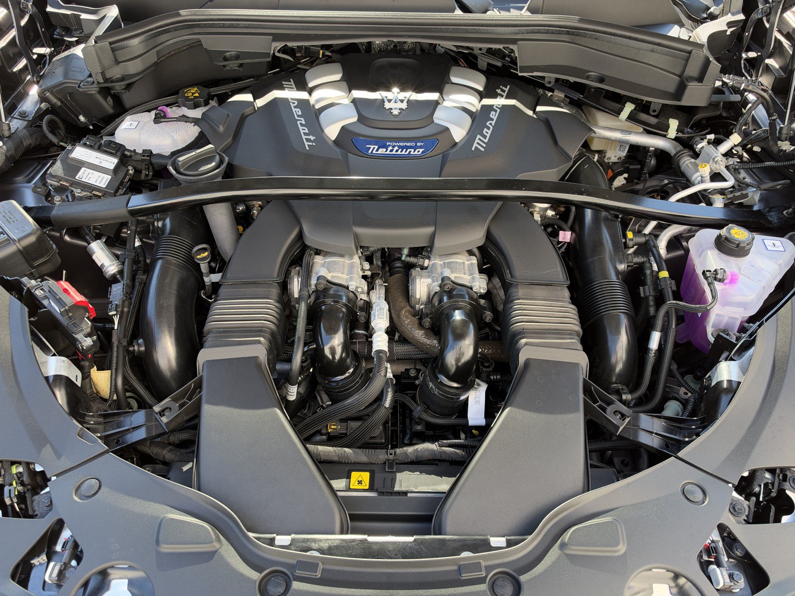New 2027 Maserati Grecale Modena AWD/4WD image 9