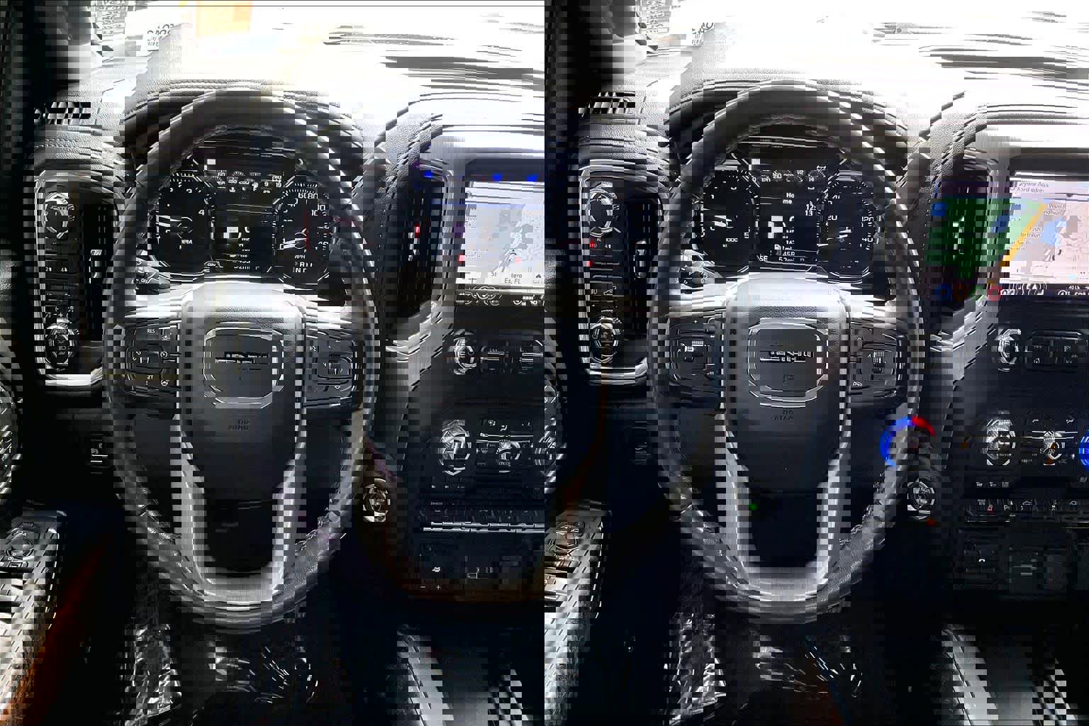 Certified 2022 GMC Sierra 3500 Denali w/ Denali Ultimate Package image 6