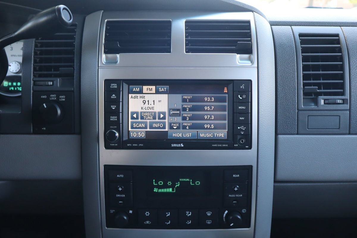 Used 2008 Dodge Durango Limited w/ Technology Group III AWD/4WD image 37