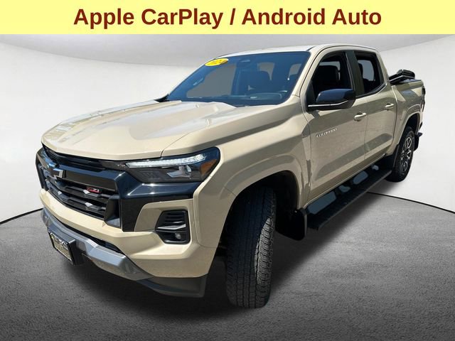 Used 2024 Chevrolet Colorado Z71 w/ Z71 Convenience Package 2 AWD/4WD image 5