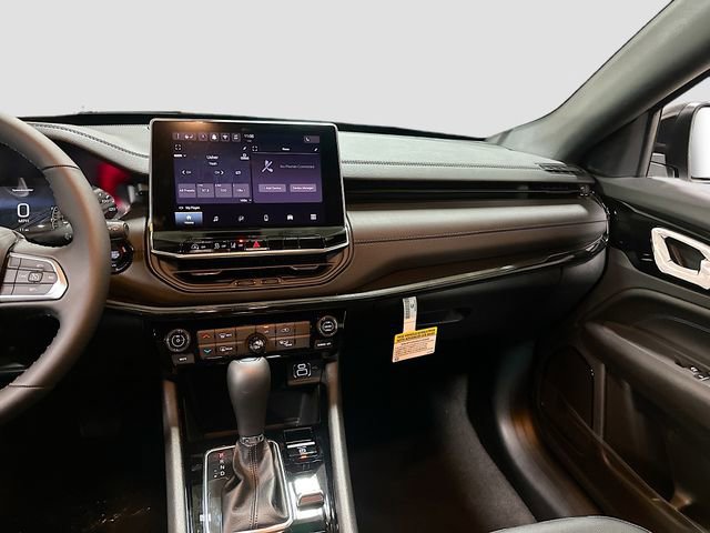 New 2026 Jeep Compass Latitude image 24