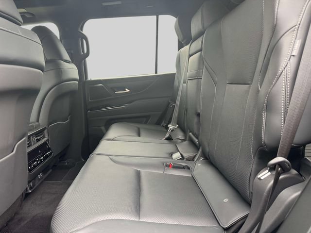 Used 2024 Lexus LX 600 4WD w/ Interior Upgrade Package image 15