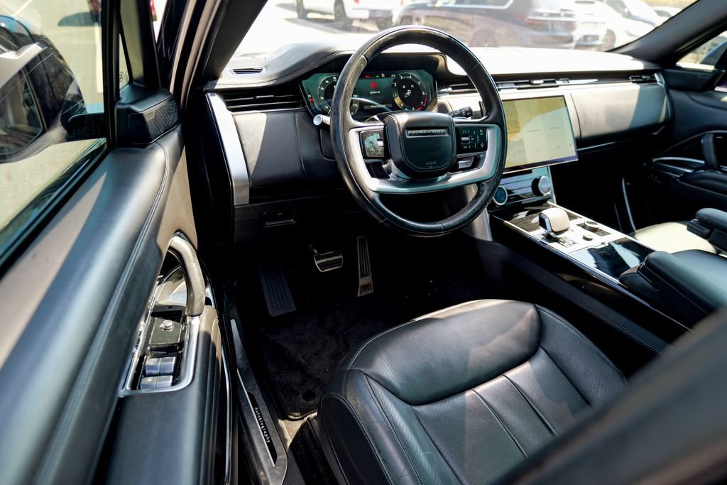 Used 2023 Land Rover Range Rover Autobiography AWD/4WD image 16