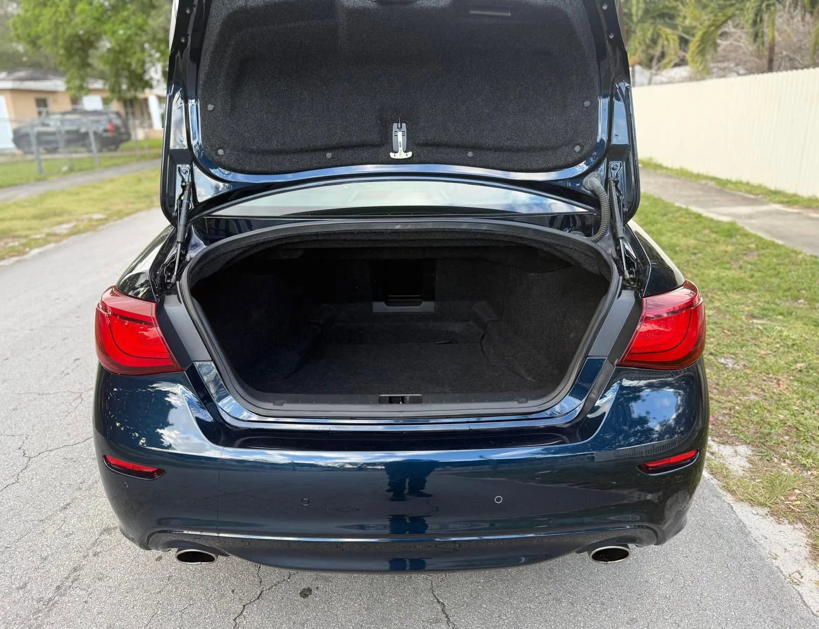 Used 2019 INFINITI Q70 L 3.7 w/ Sensory Package image 7