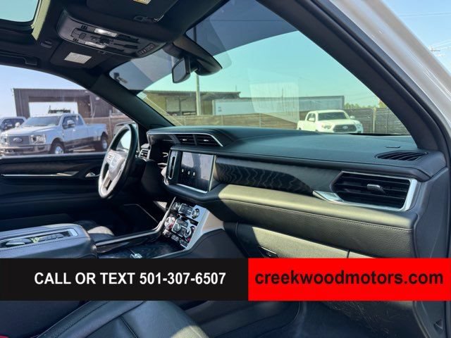 Used 2022 GMC Yukon XL Denali AWD/4WD image 10