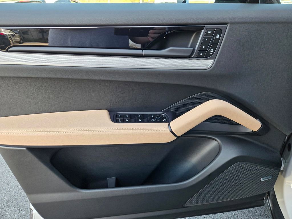 New 2026 Porsche Cayenne Coupe image 20