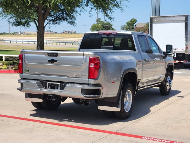 New 2026 Chevrolet Silverado 3500 High Country w/ High Country Premium Package AWD/4WD image 15