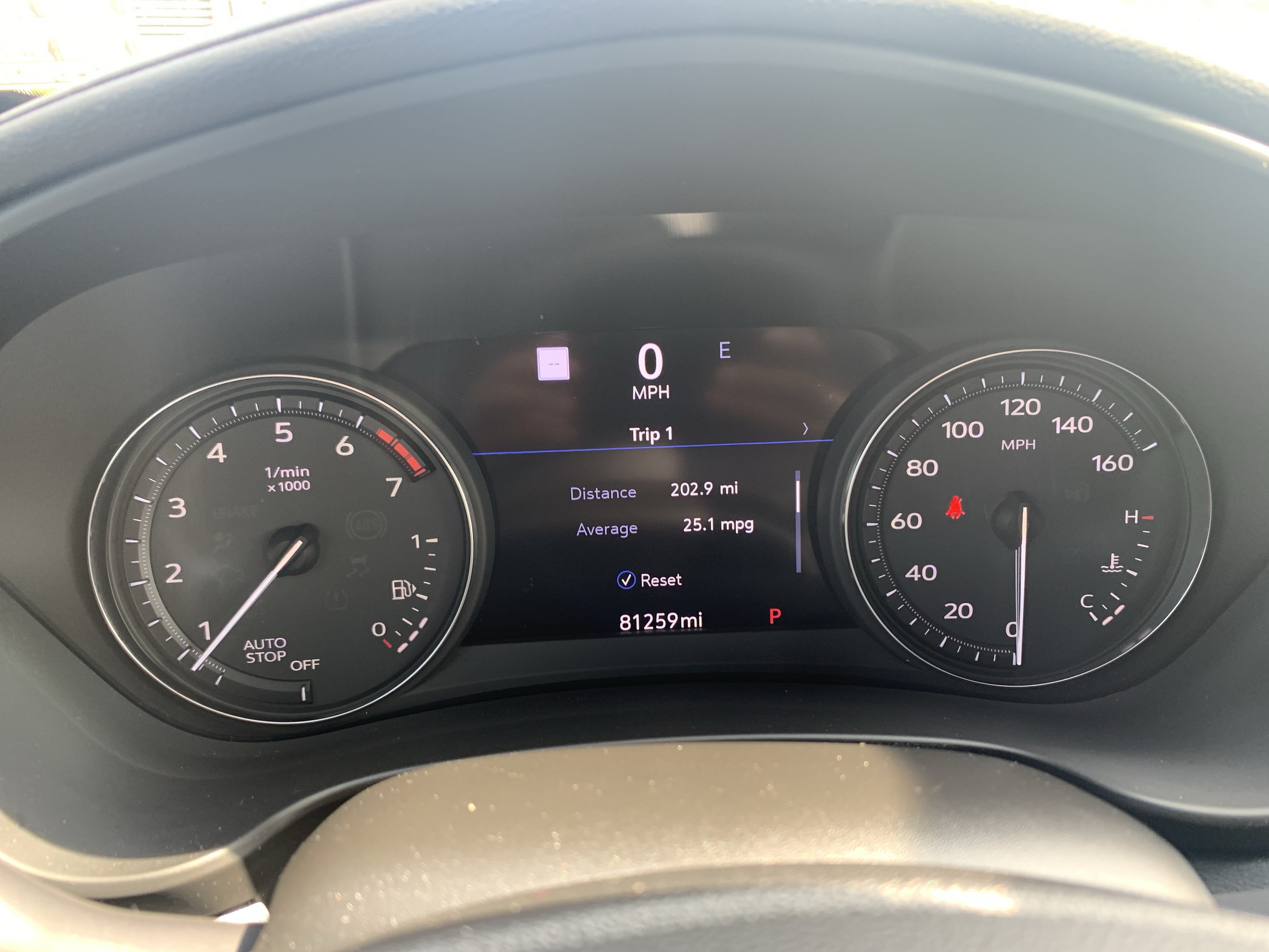 Used 2019 Cadillac XT4 Premium Luxury w/ Technology Package FWD image 21