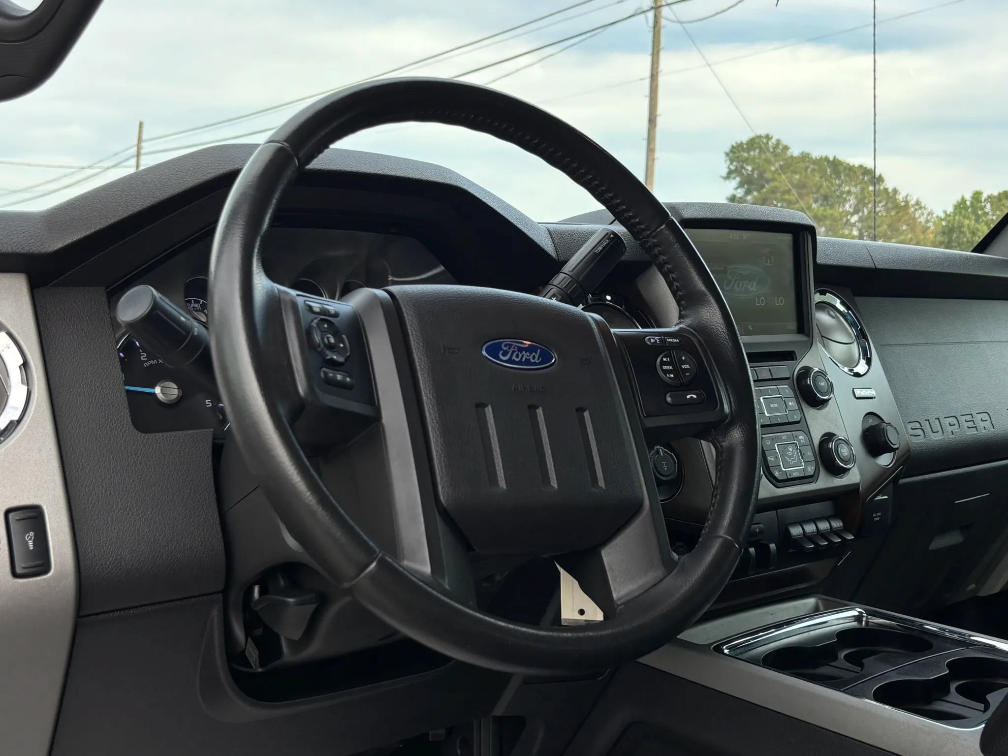 Used 2015 Ford F250 Lariat w/ Chrome Package AWD/4WD image 20