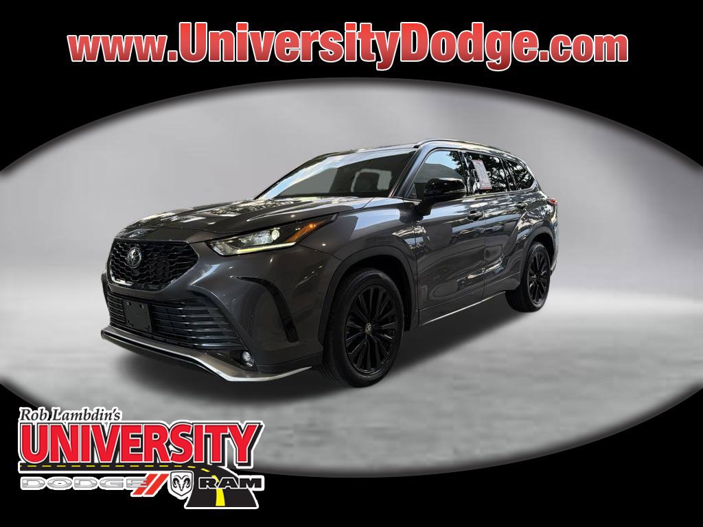 Used 2024 Toyota Highlander XSE