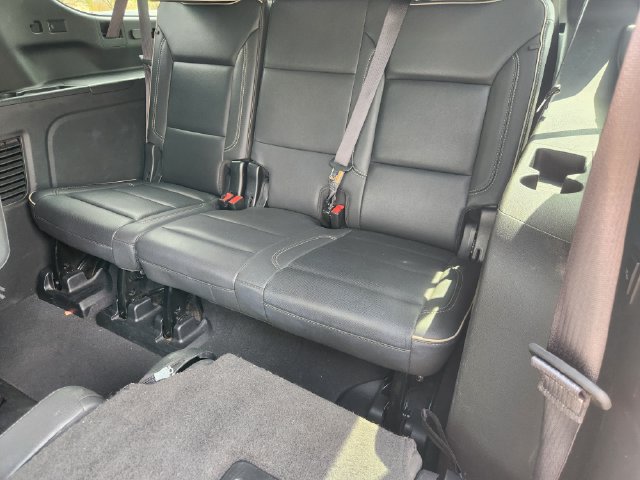 Used 2023 Chevrolet Suburban Premier AWD/4WD image 29