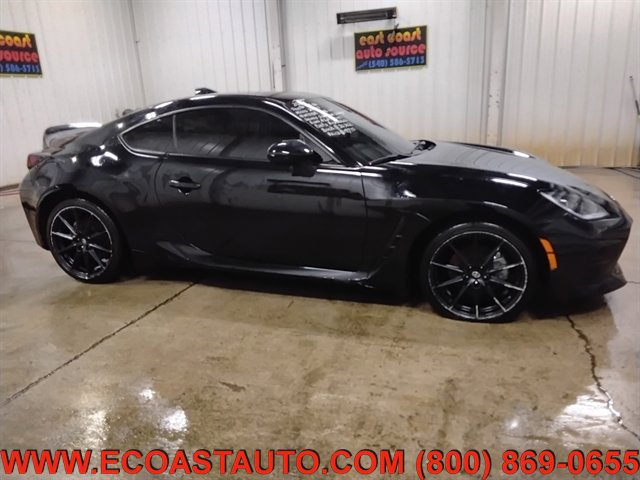 Used 2024 Toyota GR86 Premium RWD image 5