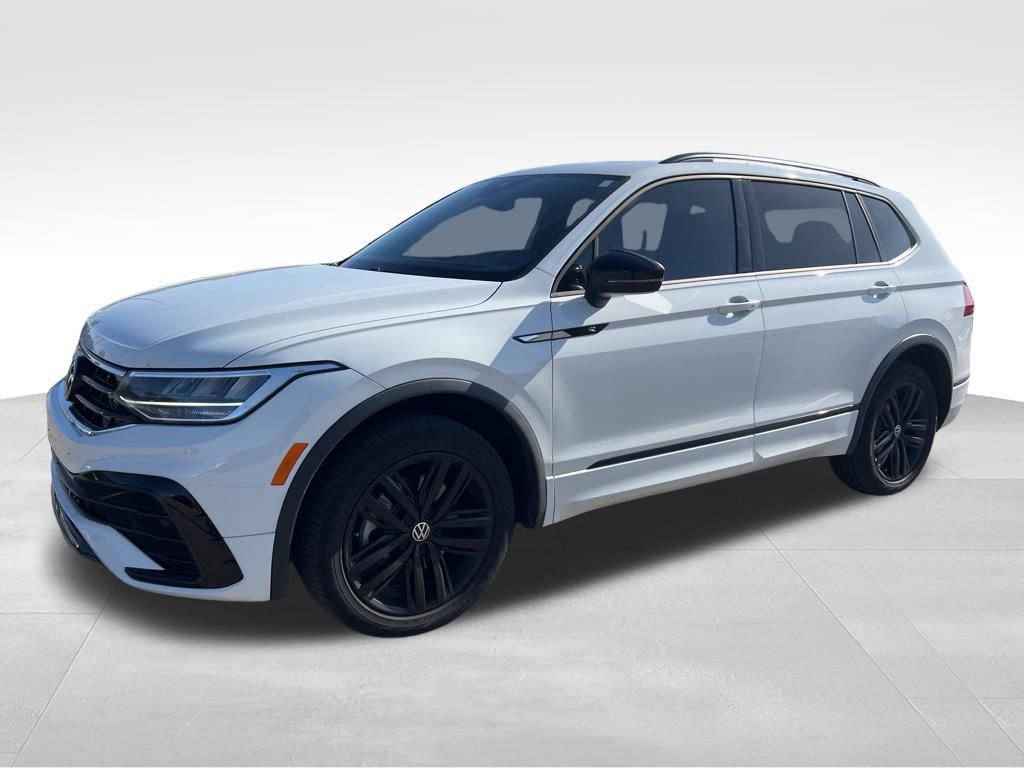 Used 2022 Volkswagen Tiguan SE R-Line AWD/4WD image 10